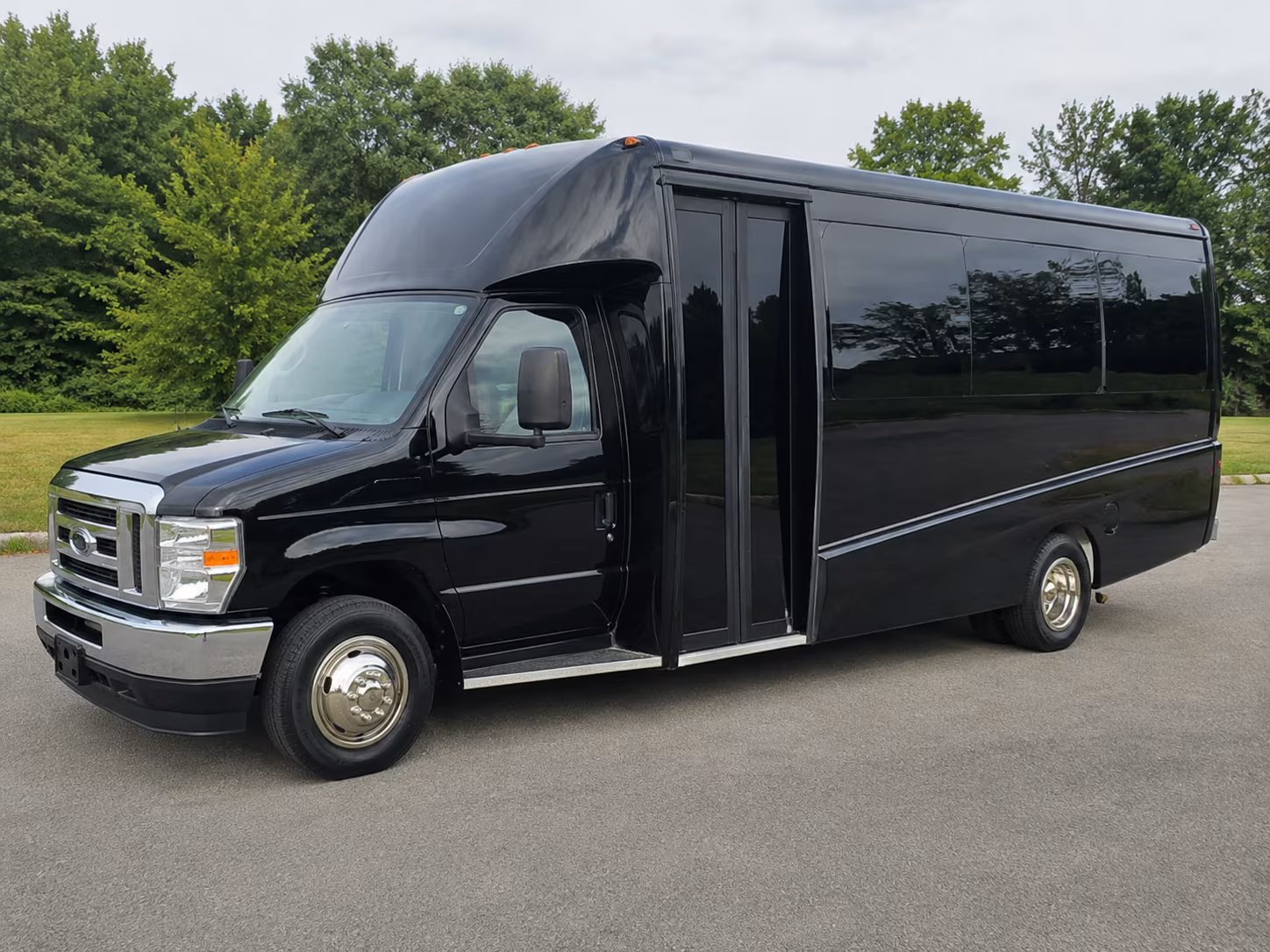 Durham Wedding Transportation & Shuttle Service