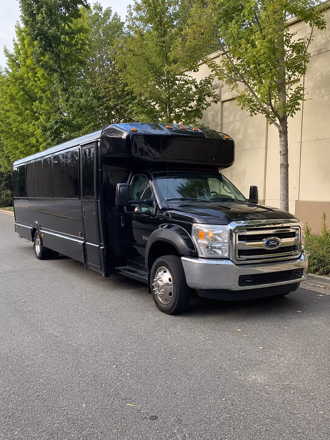 Winston Salem Birthday, Sweet 16, & Quinceañera Transportation party bus exterior